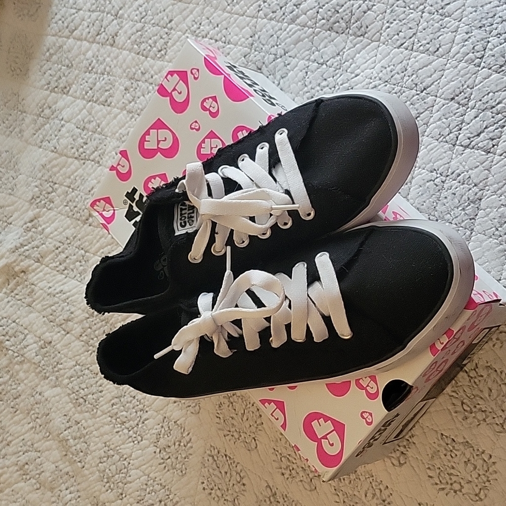 Gotta Flirt Shoes